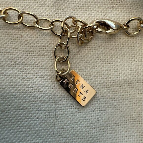 Luna Norte Gold Tone Genuine Mother of Pearl Unicorn Star Charm Necklace 18” New - Picture 6 of 6